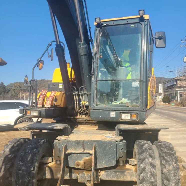  현대 HW145 2021년식 9600만원 판매합니다.