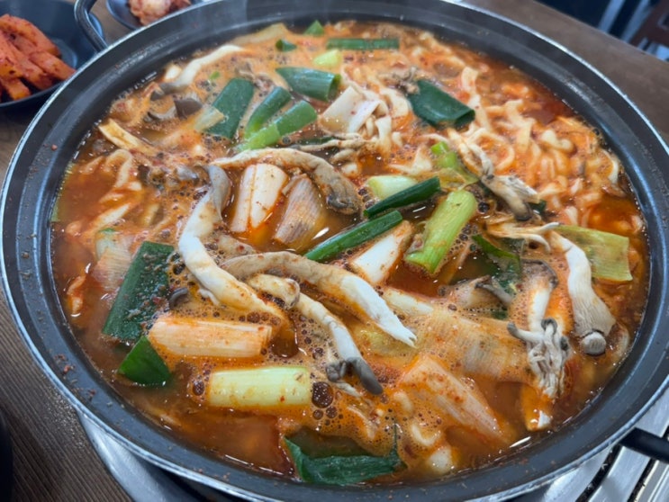  안성 죽산 생선칼국수 맛집 추천 남산고을