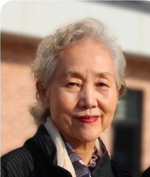 《찔레꽃》《허영자》 《찔레》《문정희》《장미가 말해요》 《오선 이민숙》