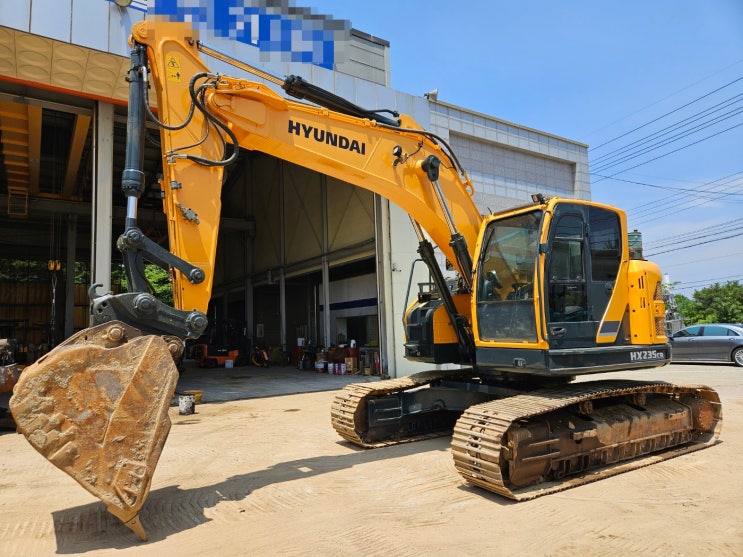  현대 HX235CR 2018년식 08궤도식 중고굴삭기