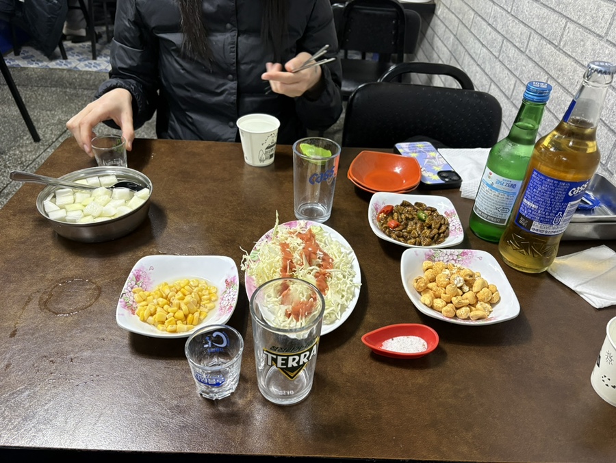 잉꼬양념통닭 사진 5