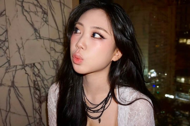 <b>이영지</b> 블랙<b>염색</b>추천 <b>흑발</b>이 잘 어울리는 이유