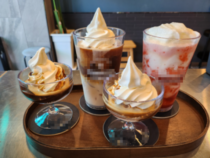 디저트와 커피가 가득한 카페맛집!