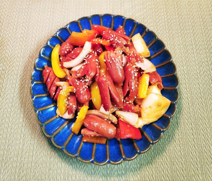  [도시락 반찬] 물 안 생기고 윤기 좔좔! '소시지 야채볶음(쏘야)' 황금레시피