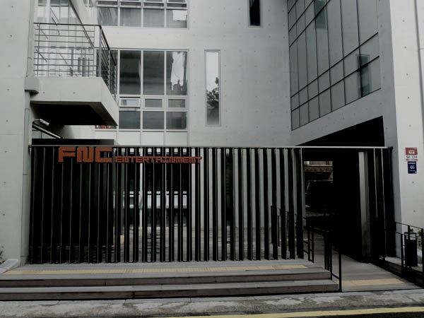  FNC엔터, 8년 만에 매출 1000억 탈환 - 영업손실 2억, 사실상 손익분기점(BEP) 도달