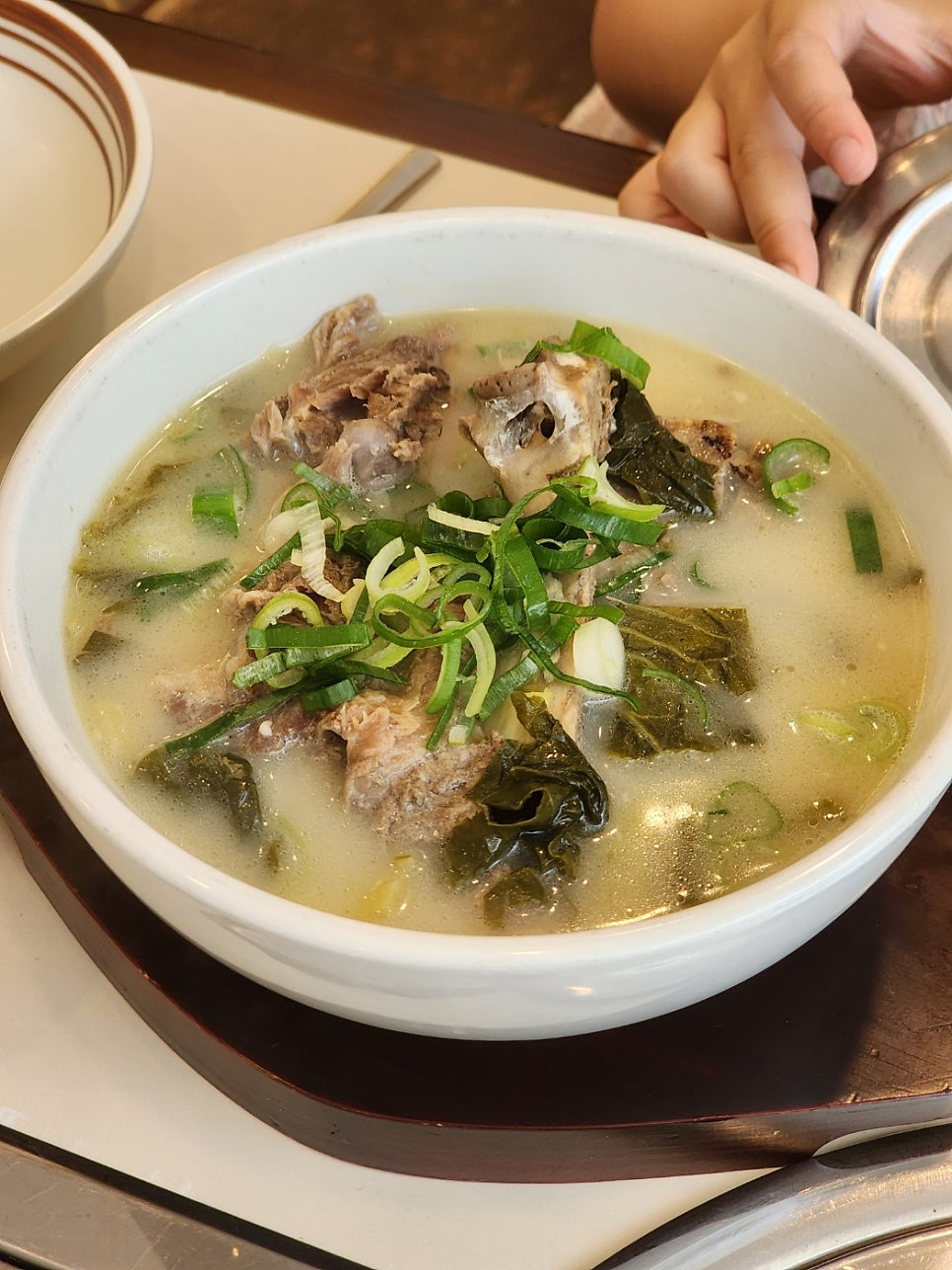 삼삼뼈국 성북점 사진 5