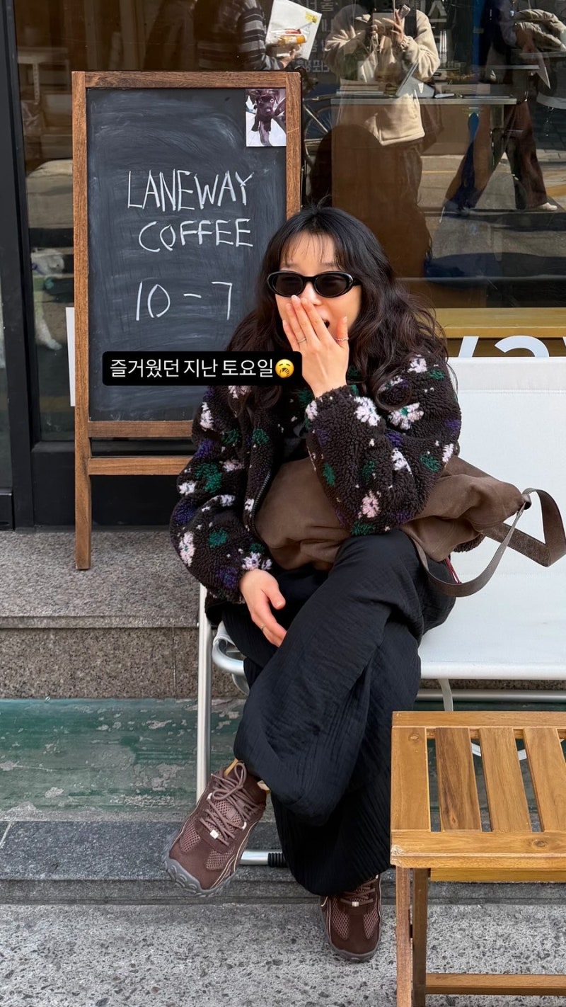 쿠론 하루 숄더 24 선물 후기 | 이효리 착용 스웨이드 가방