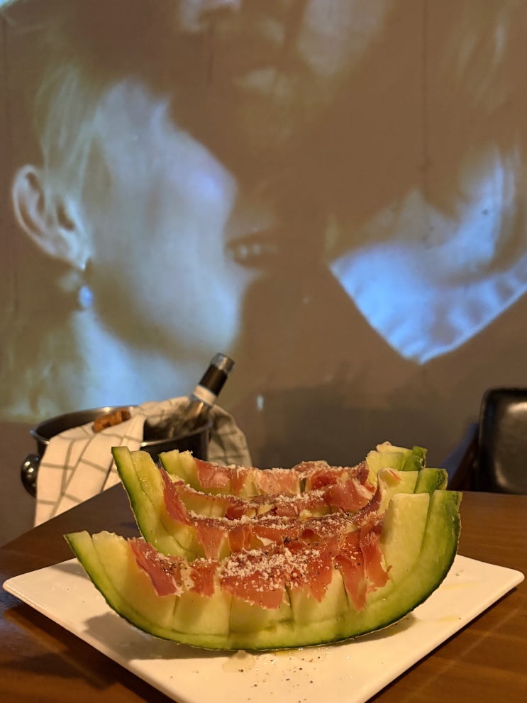  학동역 와인바 추천 피헨 압구정 데이트 성공적