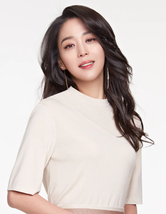 '한고은' 배우의 나이를 이기는 자기관리, 그리고 그녀만의 체중 관리 철학