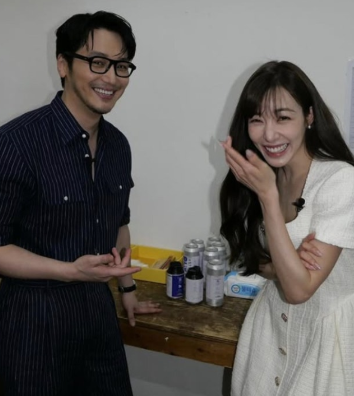 "혼인신고 먼저 깜짝 발표"… 소녀시대 첫 품절녀 된 티파니 영, 인생 2막 시작