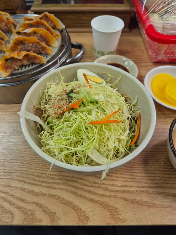  [수원] 대왕만두 수원정자시장 본점(시원하게 매운맛의 쫄면과 더해지는 김치만두)
