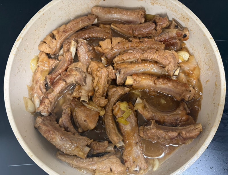 류수영 등갈비 간장조림
