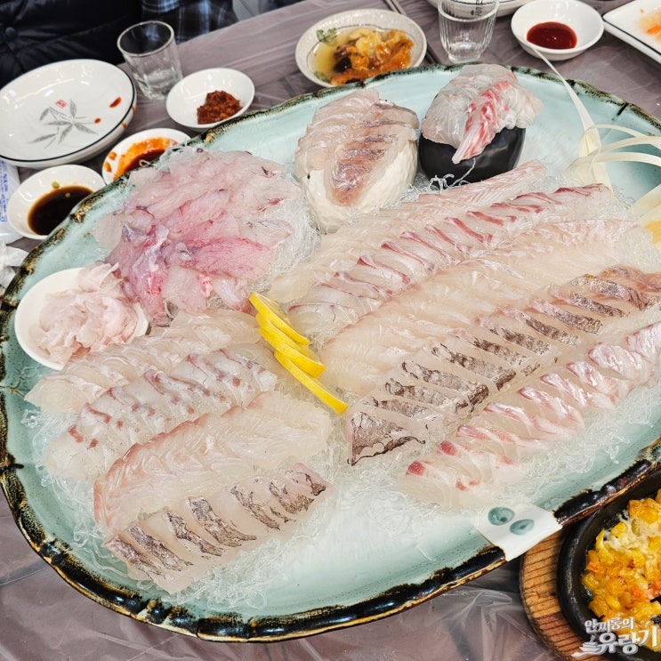  강릉 경포대 횟집 거리 경기해변횟집 모듬회