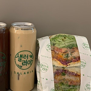 샐러리아 치킨텐더 샌드위치 칼로리 아이스 아메리카노 카페라떼