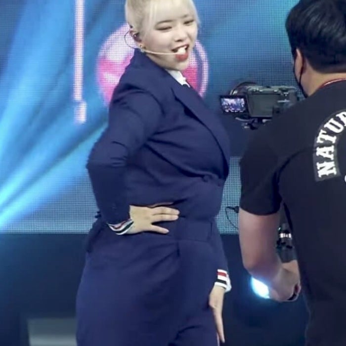 "선 넘은 몸매 조롱.." 병으로 찐 살, 싹 빼고 돌아온 트와이스 정연