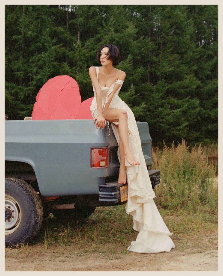  화사, '록 인 리오' 접수! 브라질 달군다