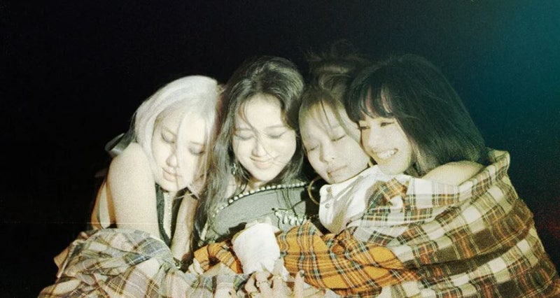 BLACKPINK - "Champion" Lyrics Analysis / We'll Never Fall Apart