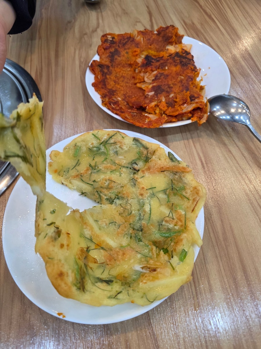 부침이밥상 사진 5