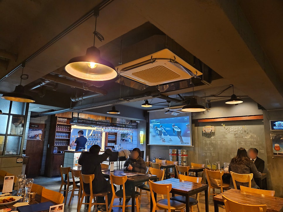 써스티몽크 서래마을점 사진 3