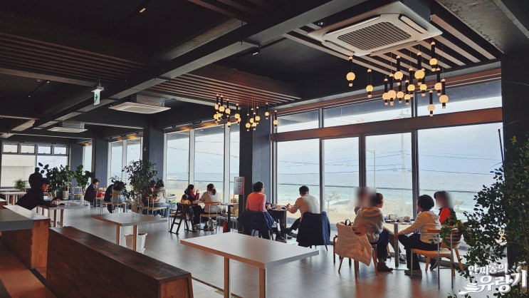  강릉 오션뷰 카페 사근진 해변 백야 커피