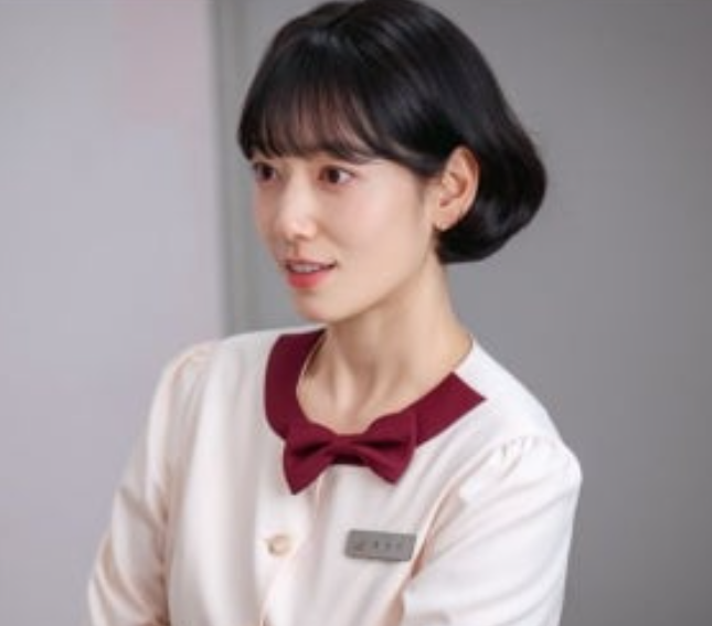   고경표 대기업 회장 손녀와 약혼식?! 묘한 기류 흐르는 현장 포착