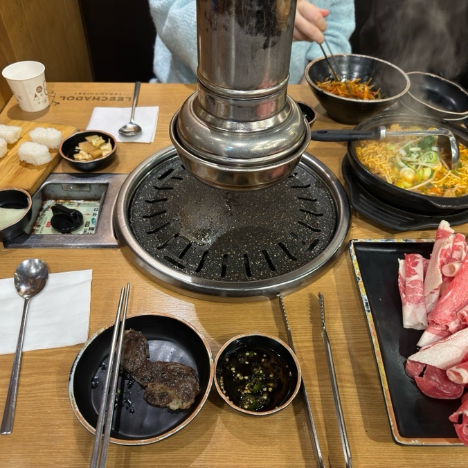  신설동역맛집 이차돌 신설동점 가성비 소고기 후기