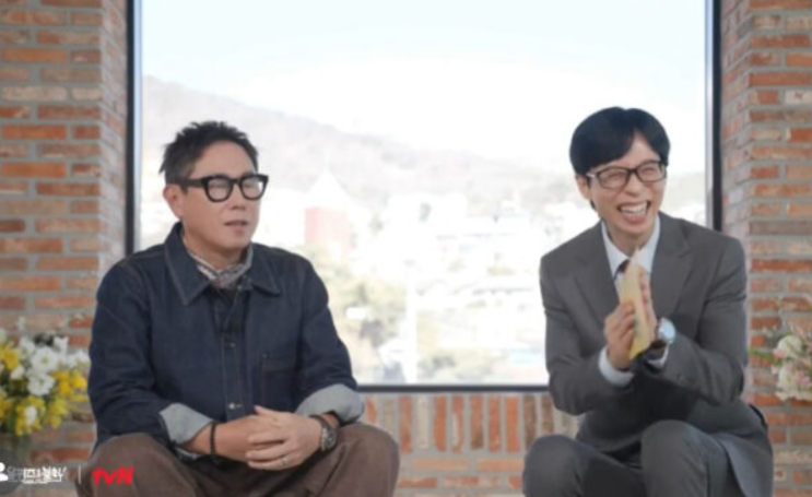   장항준 감독의 800만 대박에 배 아픈 윤종신? 찐친 케미 폭발!