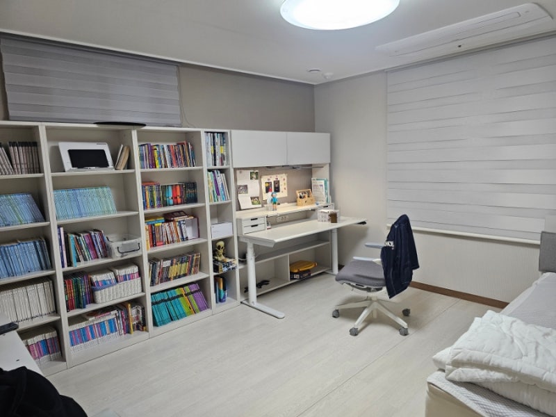 일룸 뉴트 책상,책장,침대 set 만족구입기.