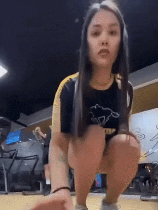  헬스장 브이로그 대참사.gif