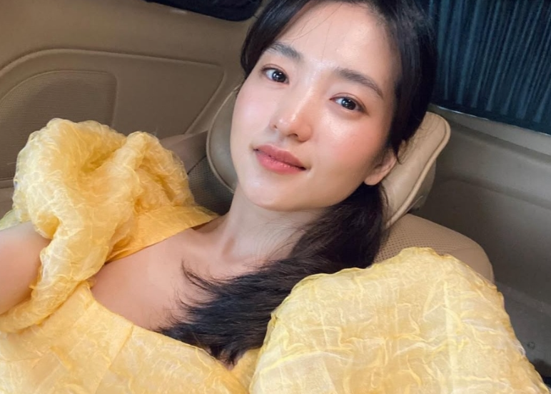 김태리 프로필 나이 본명 총정리! '방과후 태리쌤'으로 보여준 반전 매력