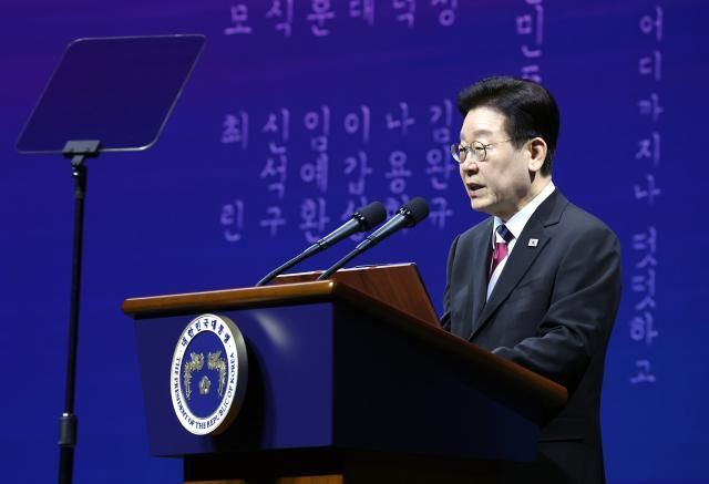 李 "팔기 싫으면 두라…정책 불신한 선택 이익 될 순 없어"