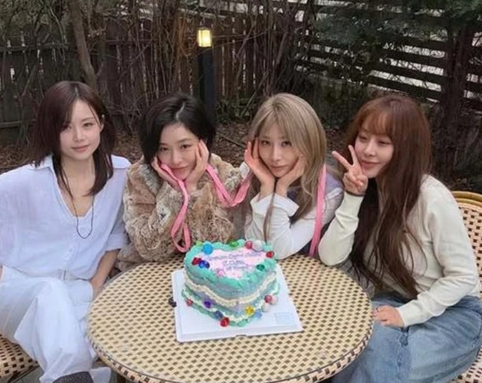 “논란의 가인까지 결국 합류”…브아걸 20주년 예상 밖 완전체