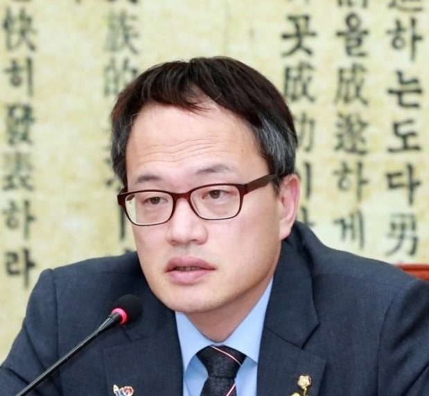박주민 국회의원 아내 강영구 변호사 딸 박솔 아버지 어머니 재산 집 아파트
