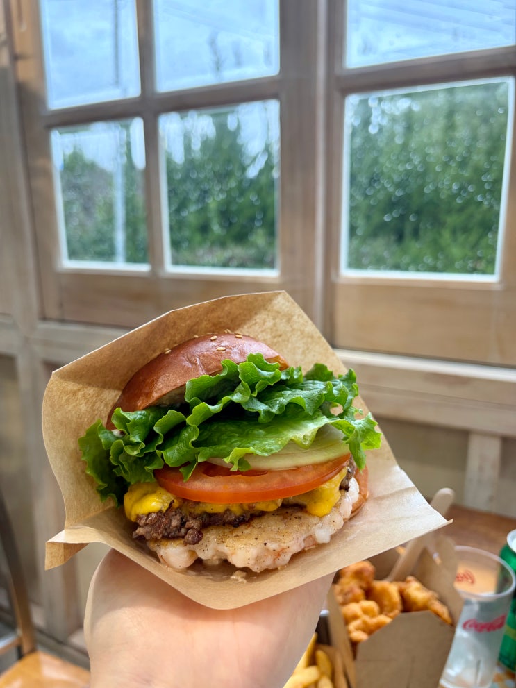  <부산 기장 버거베이> 신선한 수제햄버거 웨이팅 맛집(feat. 기장 미역)