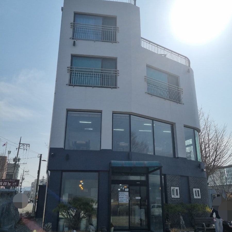 강변집 사진 1