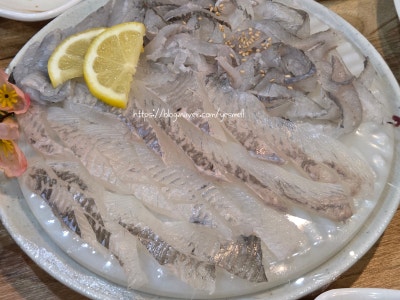 시흥횟집 신천동횟집 싱싱수산시장 3월 제철회 도다리 도다리세꼬시 추천