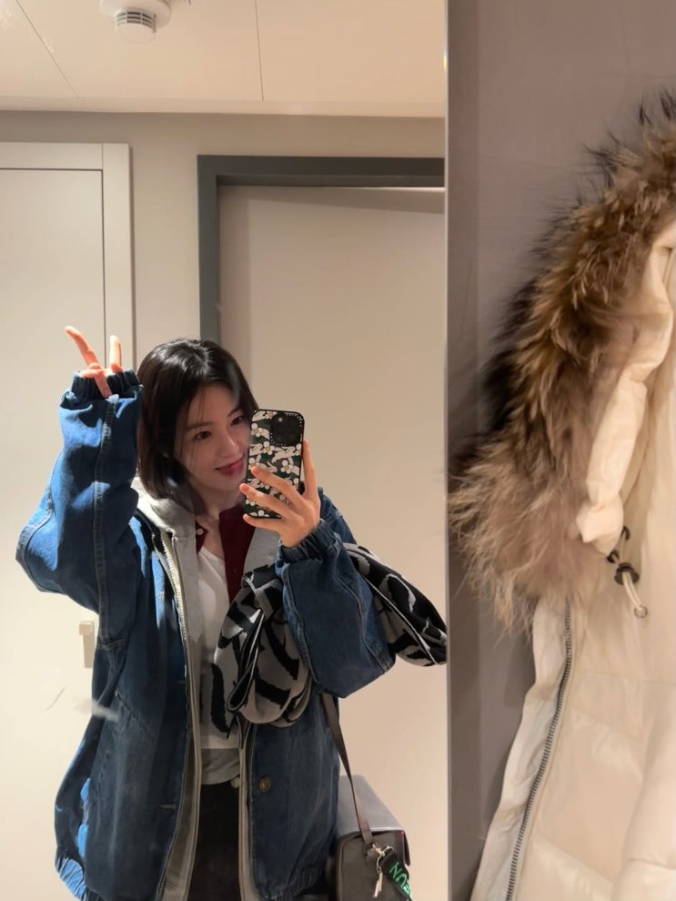  낯선 곳에서 마주한 가장 나다운 순간의 신예은, 봄옷 여행 코디법