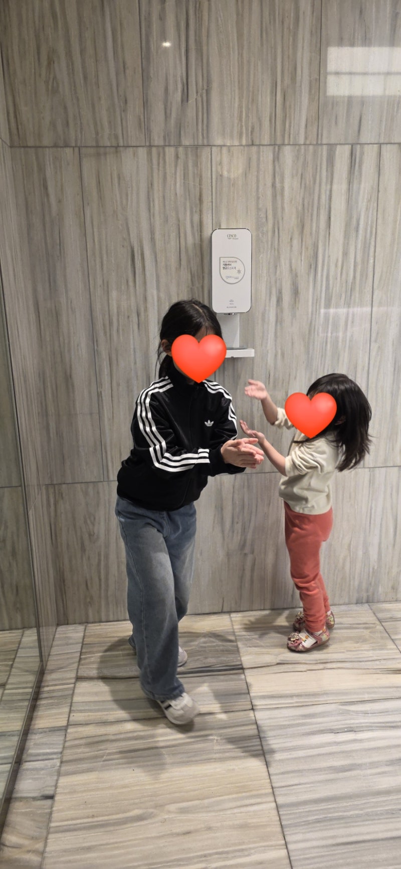 아디다스키즈 져지 트레이닝복 구매 후기 ✨의외로 매장이 많이 없는 ...사이즈 팁