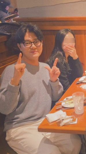  인생은 40대부터" 나솔 22기 영식, 미모의 아내와 재혼 이어 '한강뷰' 보금자리까지
