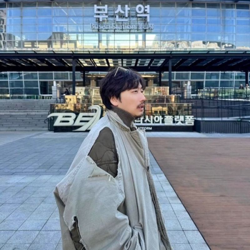 이동휘 거지옷 야상 잠바 ! 나혼자산다 점퍼 어디꺼야?