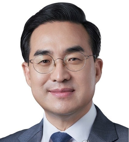  박홍근, 초대 기획예산처장관 지명에 순천도 ‘들썩’.. 낙후된 전남 경제에도 ‘초혁신’ 활력 불어넣길”