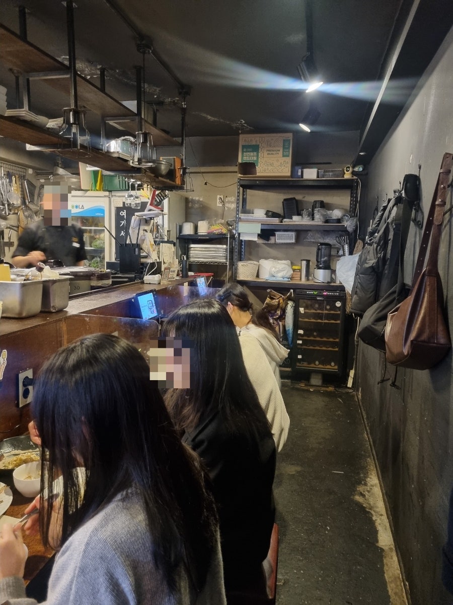 비스트로주라 홍대점 사진 3