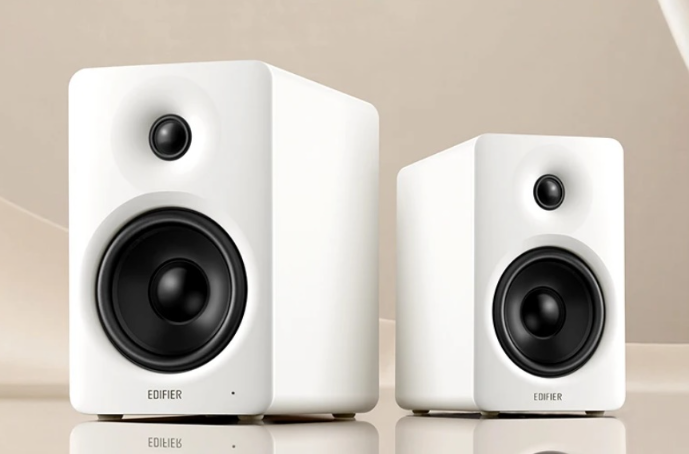 에디파이어 M90, 100W 출력에 HDMI eARC 1개 이건 35만원급 ‘데스크 사운드바’입니다
