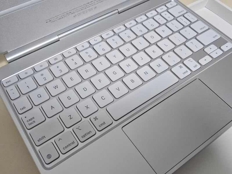 APPLE / 아이패드 프로 (M5) 매직키보드 후기 , 스코코 슬림 TPU 키스킨, 팜레스트 필름 후기