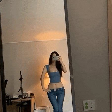  '수억대 슈퍼카 고가명품 알고보니..' 원조 골반여신 야옹이작가 결혼 근황
