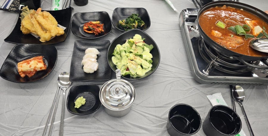 넘버원횟집 사진 2