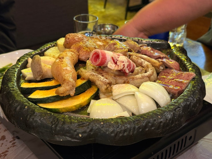  [춘천 맛집] 퇴계동 '따봉한우곱창' 꽉 찬 곱에 반하고, 전골 국물에 취하다... 근본수집가의 리얼 후기 