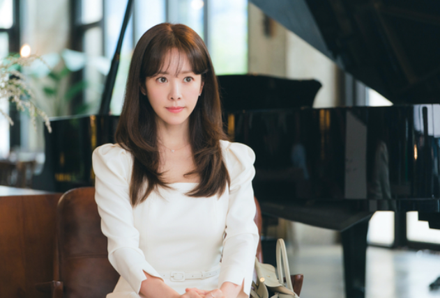미혼남녀 한지민 원피스 소개팅룩, 르로망 스퀘어넥 플레어 드레스 가격 정보
