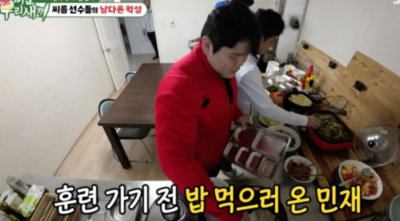 ✨ 씨름 선수 김민재 상의 6XL의 압도적 위엄! 모래판의 자이언트 베이비