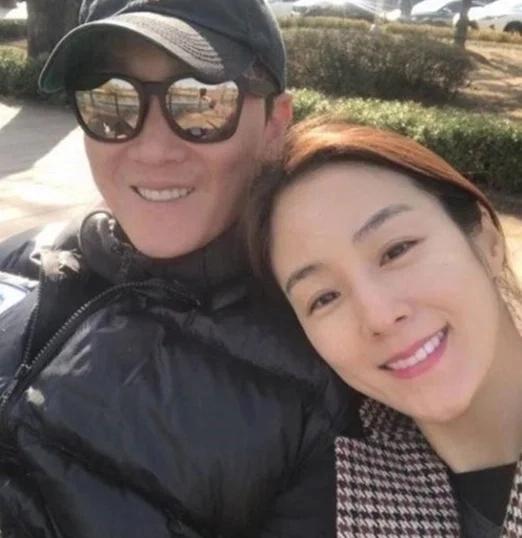  이휘재 문정원 근황, 4년 만에 쌍둥이 공개한 이유와 캐나다 이민 후 시애틀 목격담